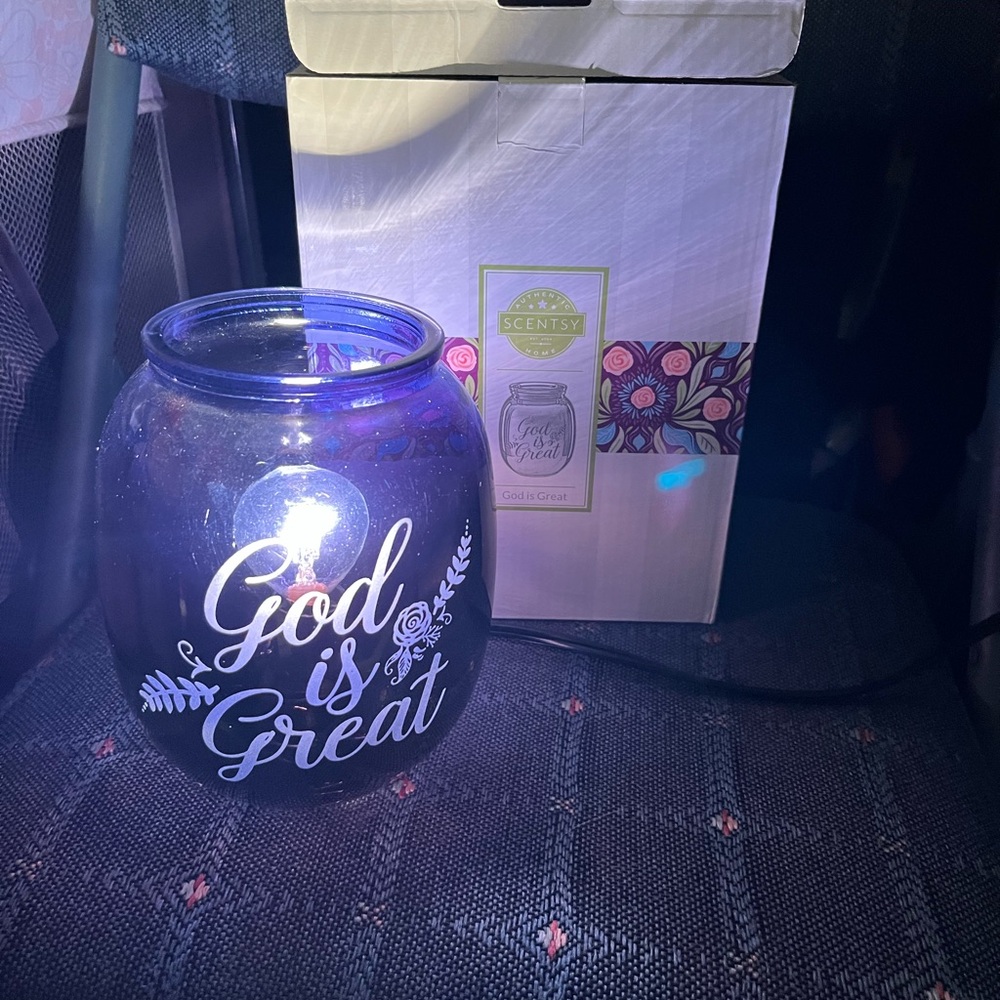 Scentsy  God is Great Wax Warmer